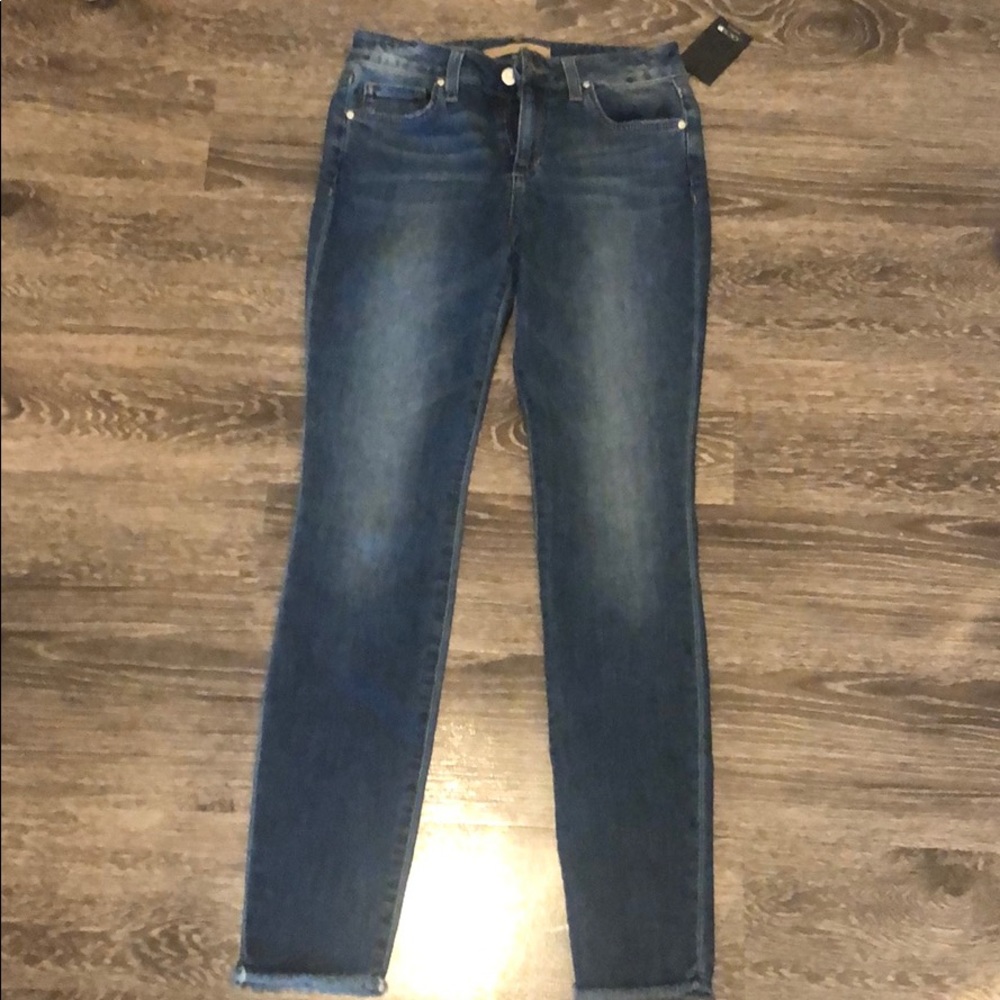 Joe’s Jeans skinny withy raw hem